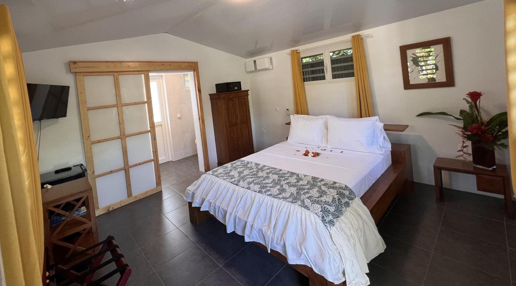 Pare Lodge Tahiti Pirae Room photo